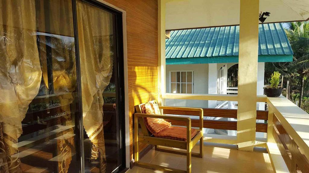 Lanas Beach Resort Romblon Island Bilik gambar