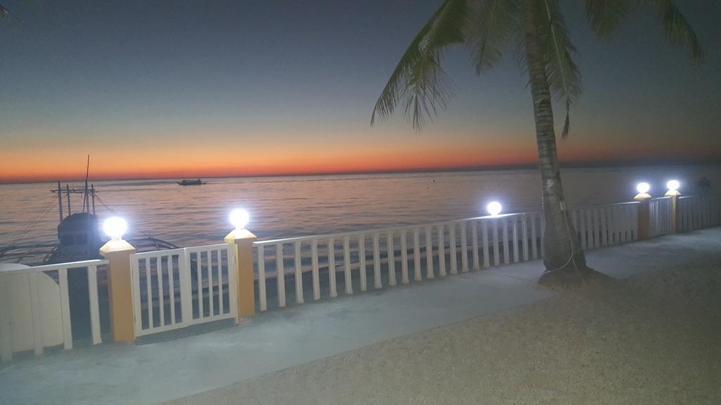 Lanas Beach Resort Romblon Island Bilik gambar
