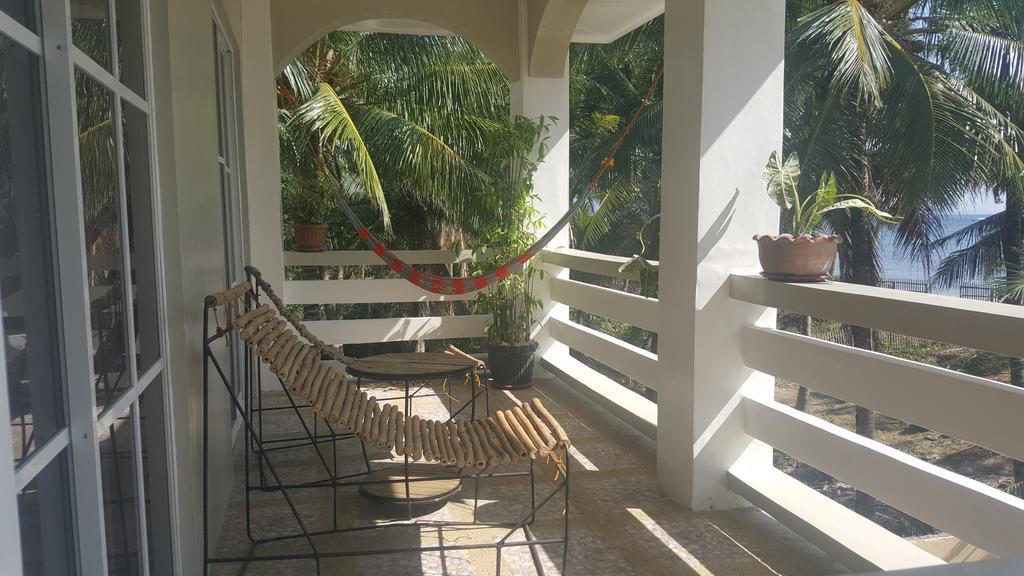 Lanas Beach Resort Romblon Island Bilik gambar